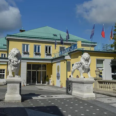 Libverda - Panorama 酒店 3*